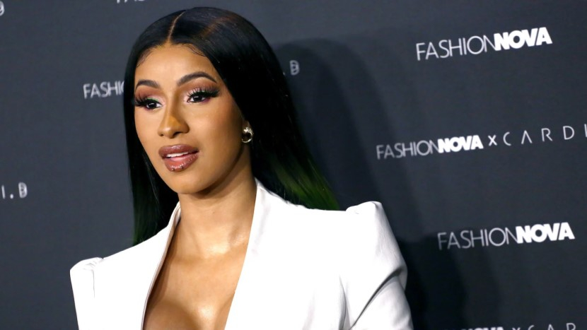 Cardi B вдруге стала мамою та показала фото з пологового