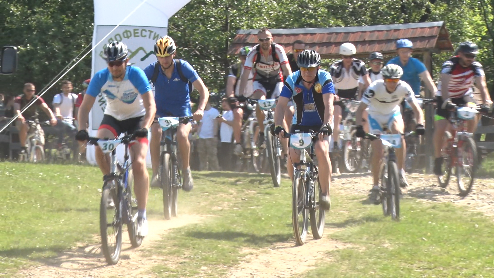 На Великоберезнянщині вперше провели напівмарафон «Javornik race» (ВІДЕО)