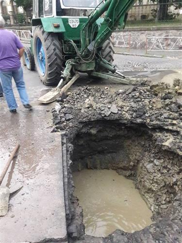 В Ужгороді ліквідували прорив водогону