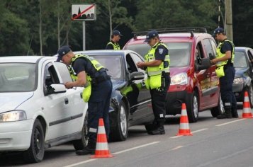 Патрульні поліцейські Закарпаття створять на дорозі «пункт тверезості»