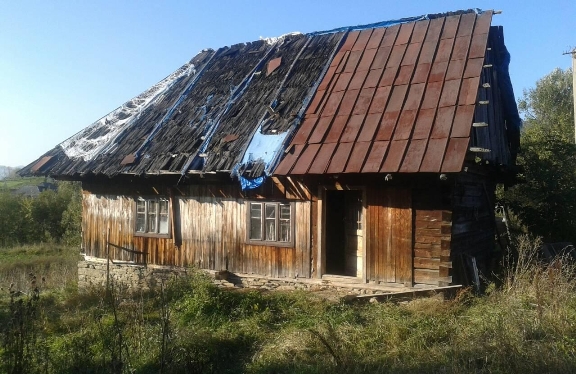 Поліція Великоберезнянщини розслідує факт побиття та незаконного позбавлення волі чоловіка