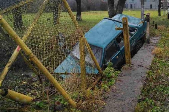 Поліція встановлює всі обставити аварії на Тячівщині, де постраждала неповнолітня