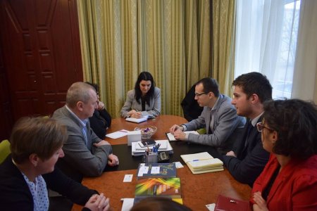 У Берегові підтримають талановитих учнів