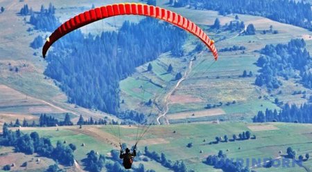 На Міжгірщині розбився паропланерист