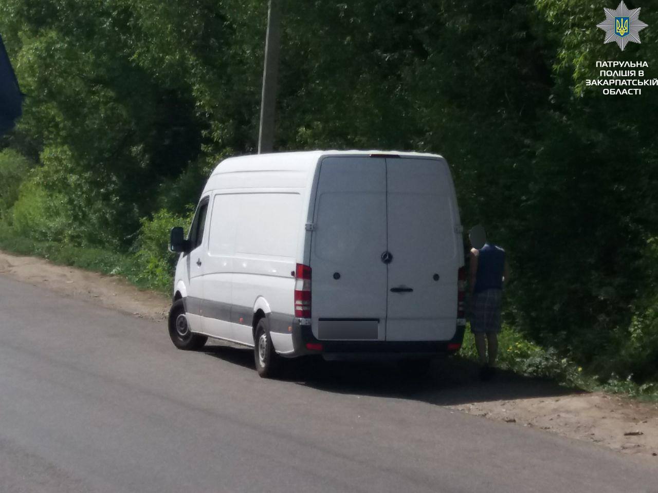 На Воловеччині зупинили бус з комп'ютерною технікою без супроводжуючих документів