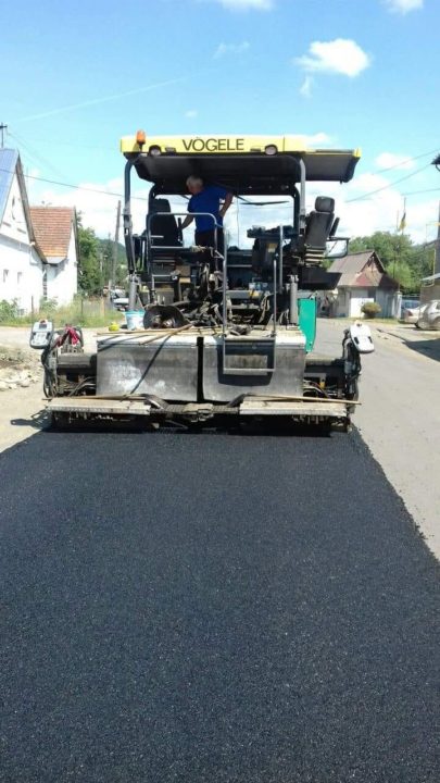 Дорога «Великий Бичків – Кобилецька Поляна» до і після ремонту (ФОТО)