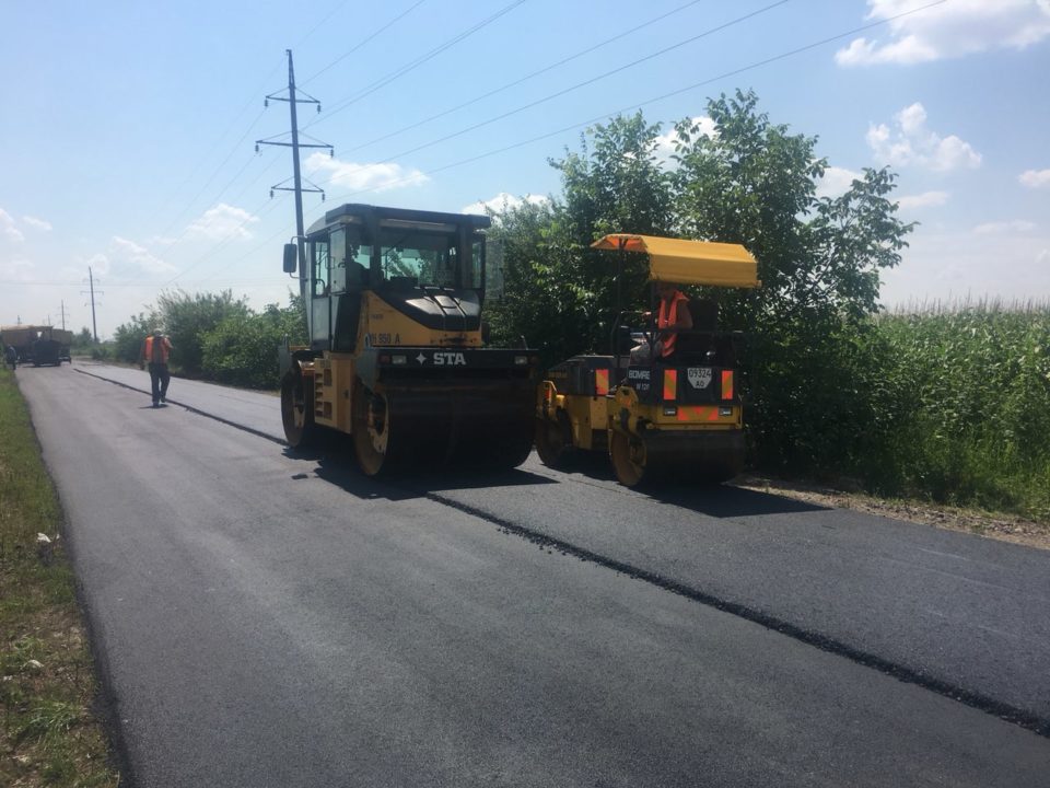 Дорога «Червеньово – Великі Лучки – Гать» до і після ремонту (ФОТО)