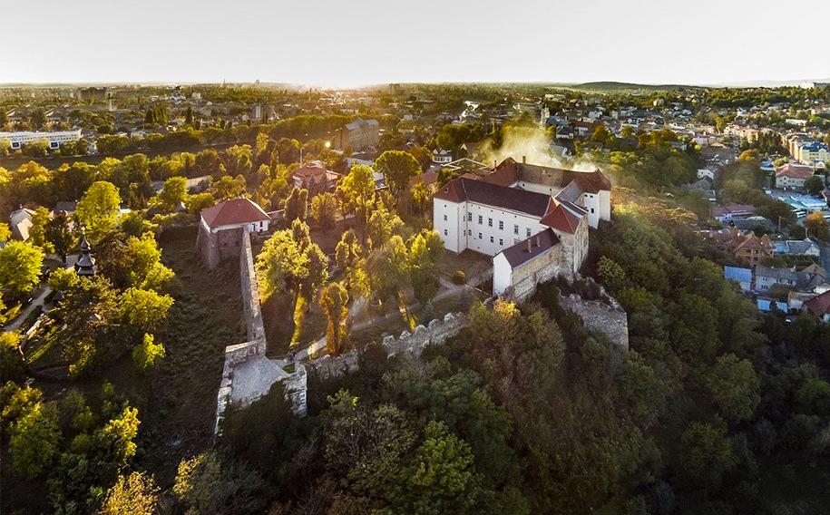 Село-музей, замок-музей, кузня-музей: Закарпаття вражає! (фото, відео)