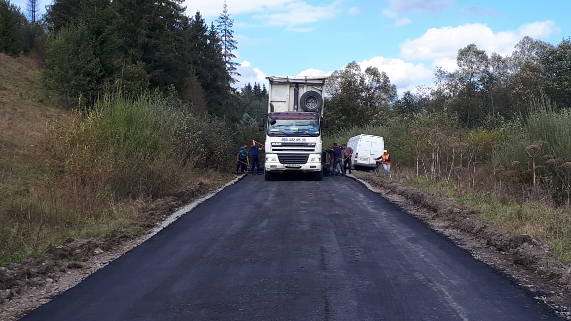 На Міжгірщині працює важка техніка (ФОТО)