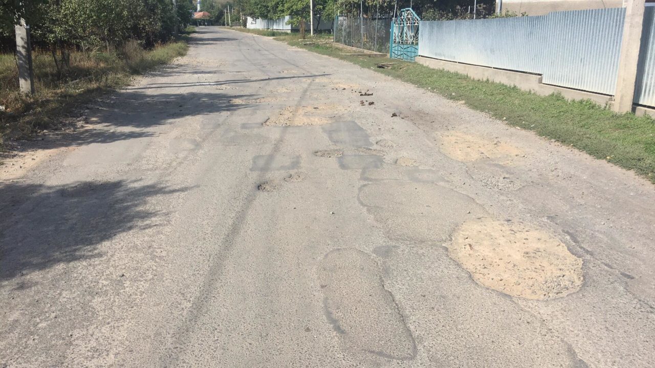 На Ужгородщині відремонтували дорогу, збудовану в 1958 році (ФОТО)