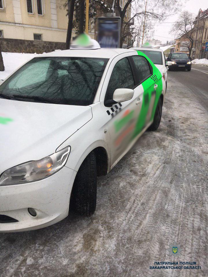 В популярній службі таксі в Ужгороді за кермо сідають п’яні водії (ФОТО)