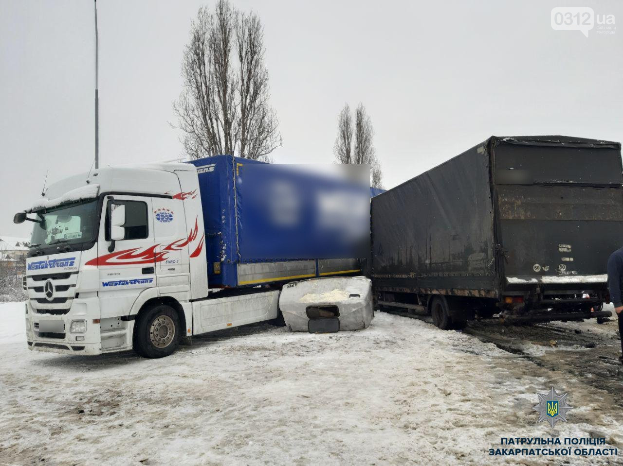 Правоохоронці розповіли подробиці сьогоднішньої ДТП в Ужгороді (ФОТО)