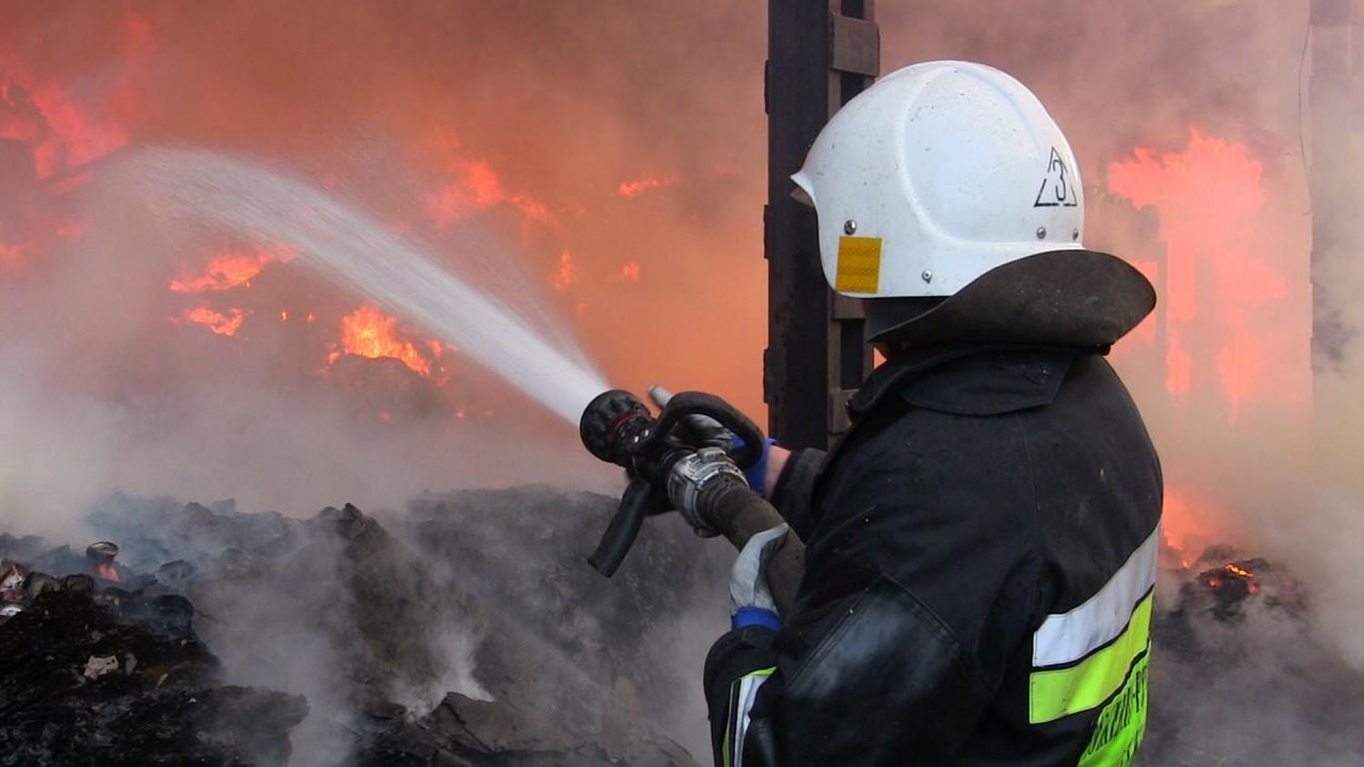 Пожежа на Перечинщині: за життя жінки борються лікарі