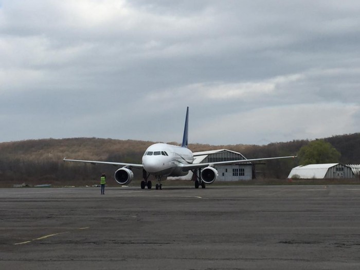 Москаль назвав ціни на авіарейс між Ужгородом та Києвом