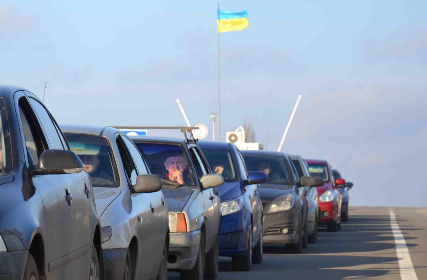 У порівнянні з учорашнім днем, черги на закарпатських пунктах пропуску збільшуються