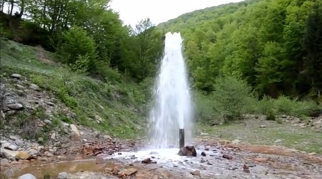 На Міжгірщині існує унікальний гейзер (ФОТО)