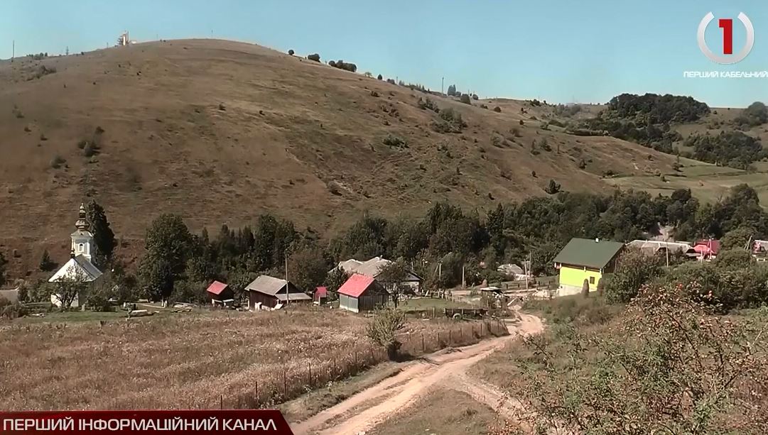 На Воловеччині з десяток років гостро стоїть питання місць для поховання (ВІДЕО)