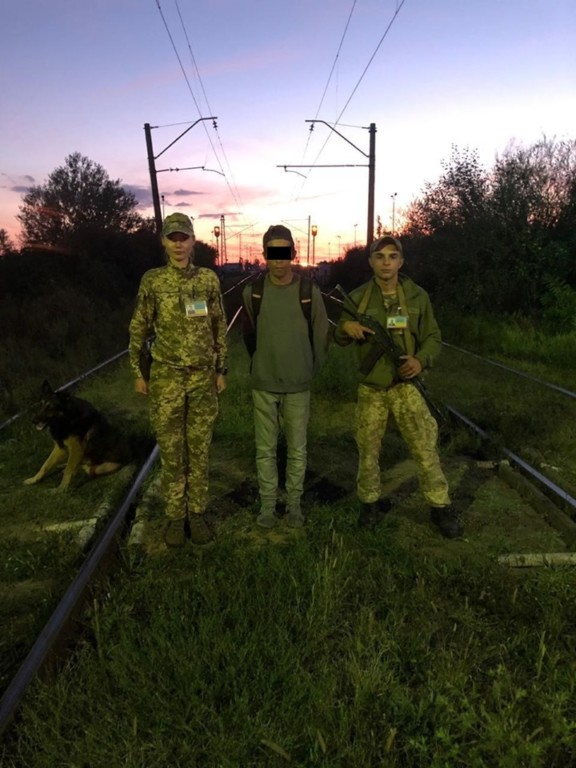 Француз на велосипеді прямував в Чоп та "випадково" незаконно перетнув кордон