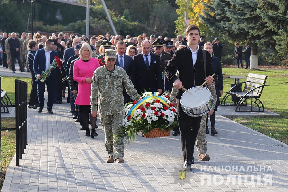 Закарпатські правоохоронці приєдналися до урочистостей з нагоди Дня Захисника (ФОТО)