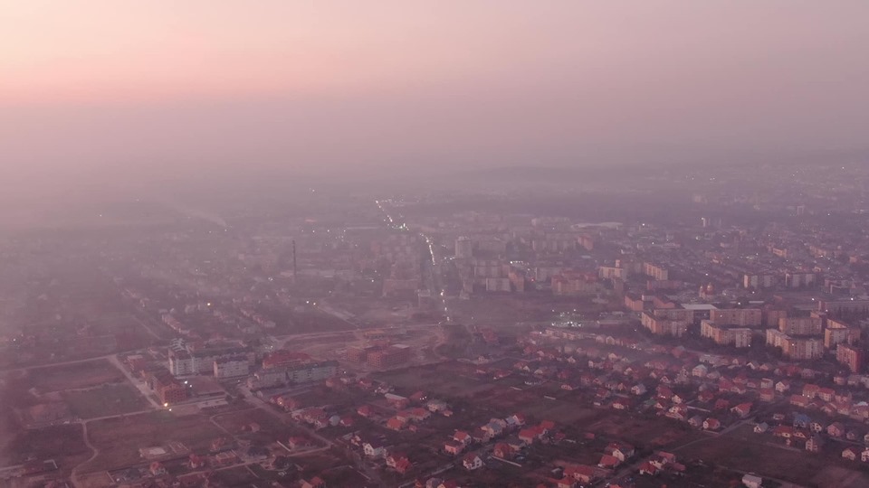 Від спаленого листя Ужгород потонув у смогу (ФОТО)