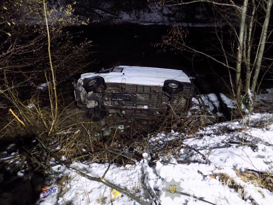 Водій в ізоляторі: нові подробиці смертельної ДТП на Міжгірщині (ФОТО)