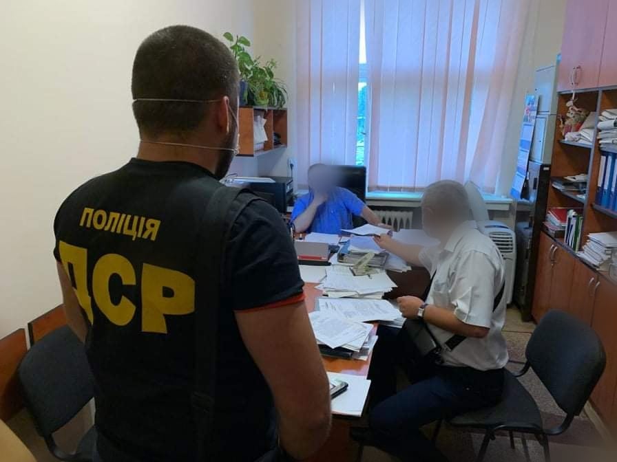 Закарпатським чиновникам загрожує позбавлення волі на строк від 7 до 12 років (ВІДЕО)