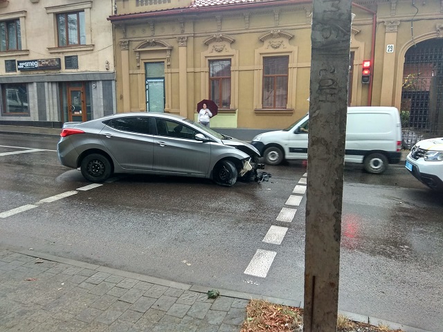 ДТП в Ужгороді: зіштовхнулися два автомобілі