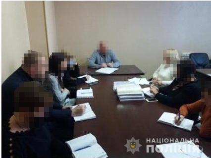 На Закарпатті притягнули до відповідальності працівників однієї з держустанов за порушення карантину (ФОТО)